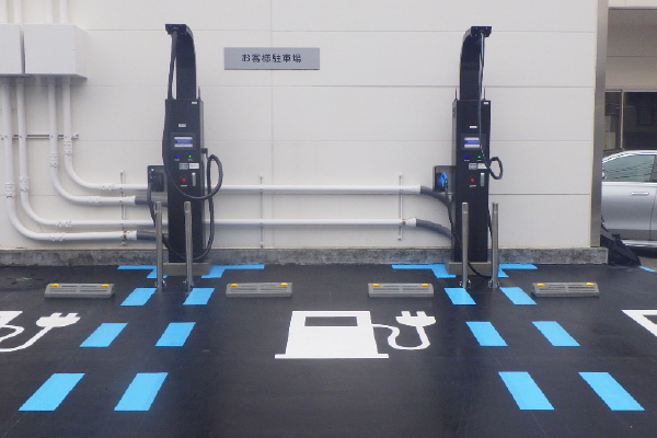 メルセデスEQ横店