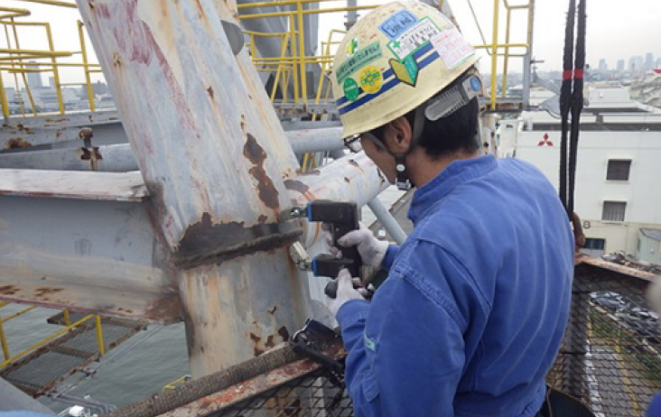 磁粉探傷試験:MT